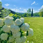 Domaine La Luxe Met Zwembad *