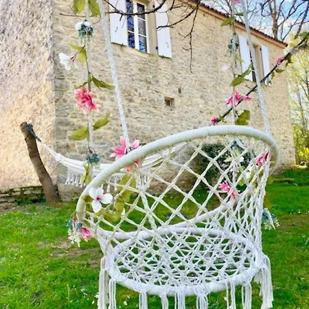 Domaine La Luxe Met Zwembad *