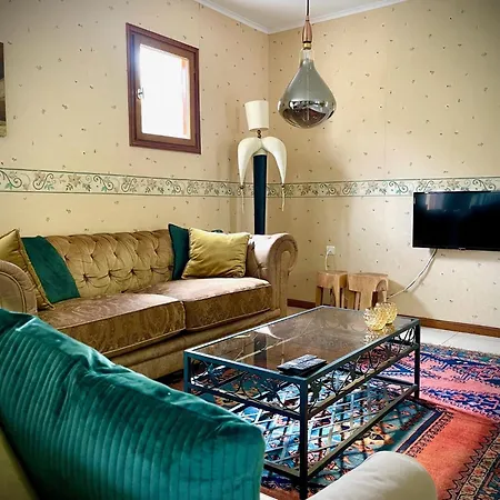Ferienhaus Domaine La Luxe Met Zwembad Dégagnac