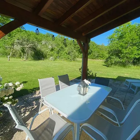 Domaine La Luxe Met Zwembad Ferienhaus Dégagnac