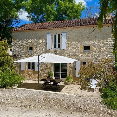 Prázdninový dům Domaine La Luxe Met Zwembad Dégagnac