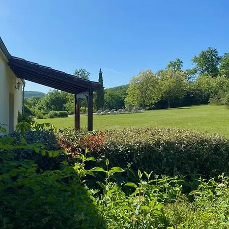 Prázdninový dům Domaine La Luxe Met Zwembad