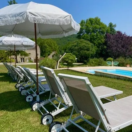 Domaine La Luxe Met Zwembad Prázdninový dům Dégagnac