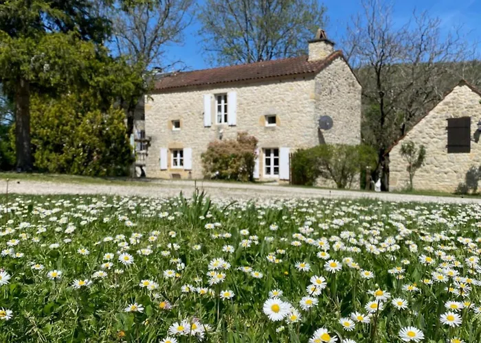 Domaine La Luxe Met Zwembad Σπίτι διακοπών