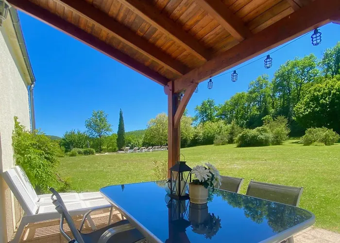 Domaine La Luxe Met Zwembad *